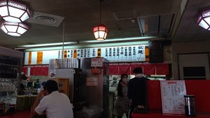 萬来軒の店内②