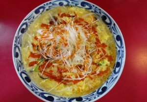 萬来軒の酸辣湯麺