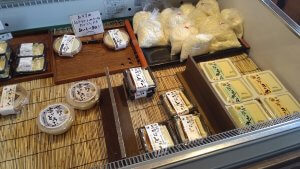 豆腐売り場②
