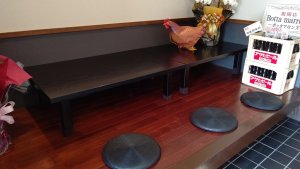 手羽からの店内②