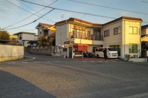 ファミマから見た鳥亭